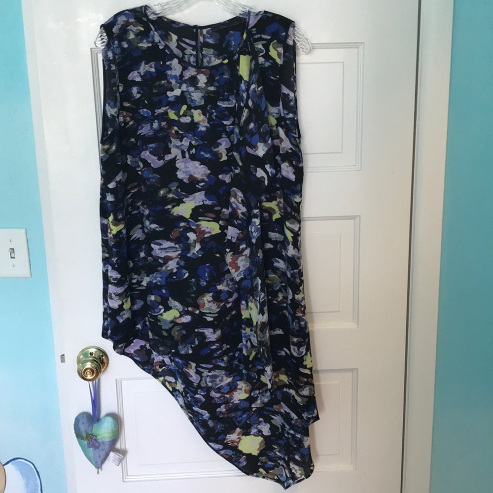 Asymmetrical, multicolored tank top